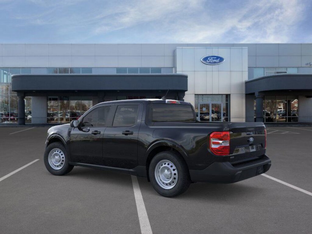 New 2025 Ford Maverick XL Truck SuperCrew