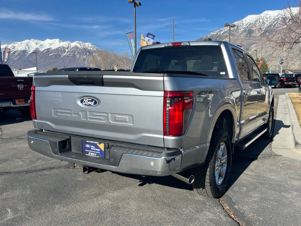 2025 Ford F-150 XLT - Photo 11