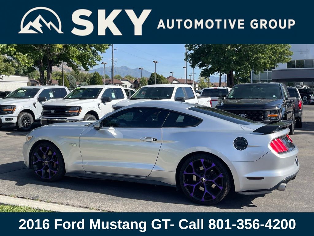 2016 Ford Mustang GT photo 3