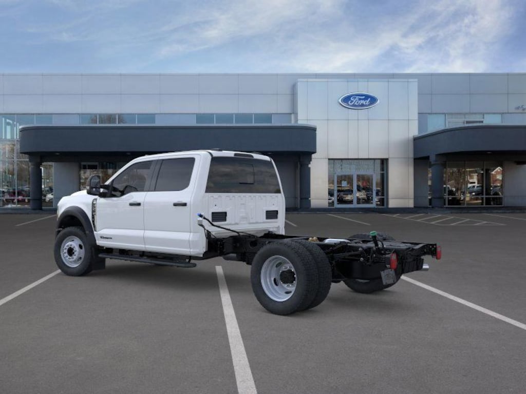 New 2026 Ford F-550 Chassis Truck Crew Cab