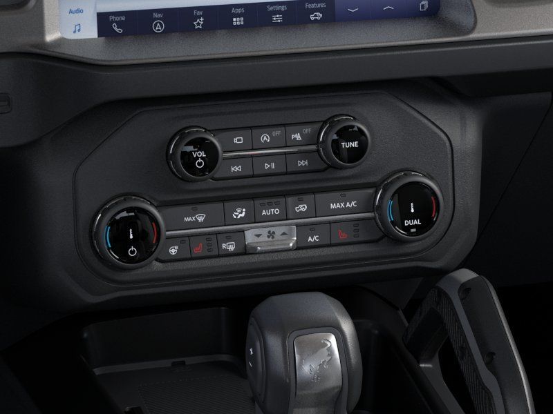 2026 Ford Bronco 4-Door Outer Banks - Photo 16