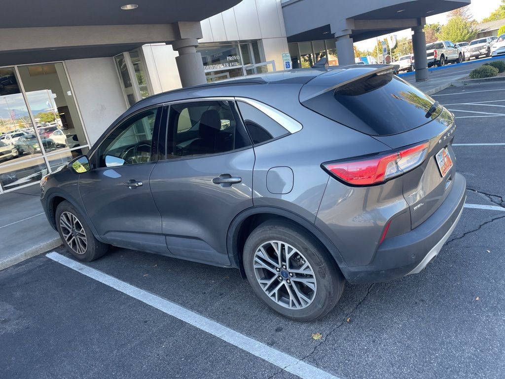 2021 Ford Escape SEL photo 2