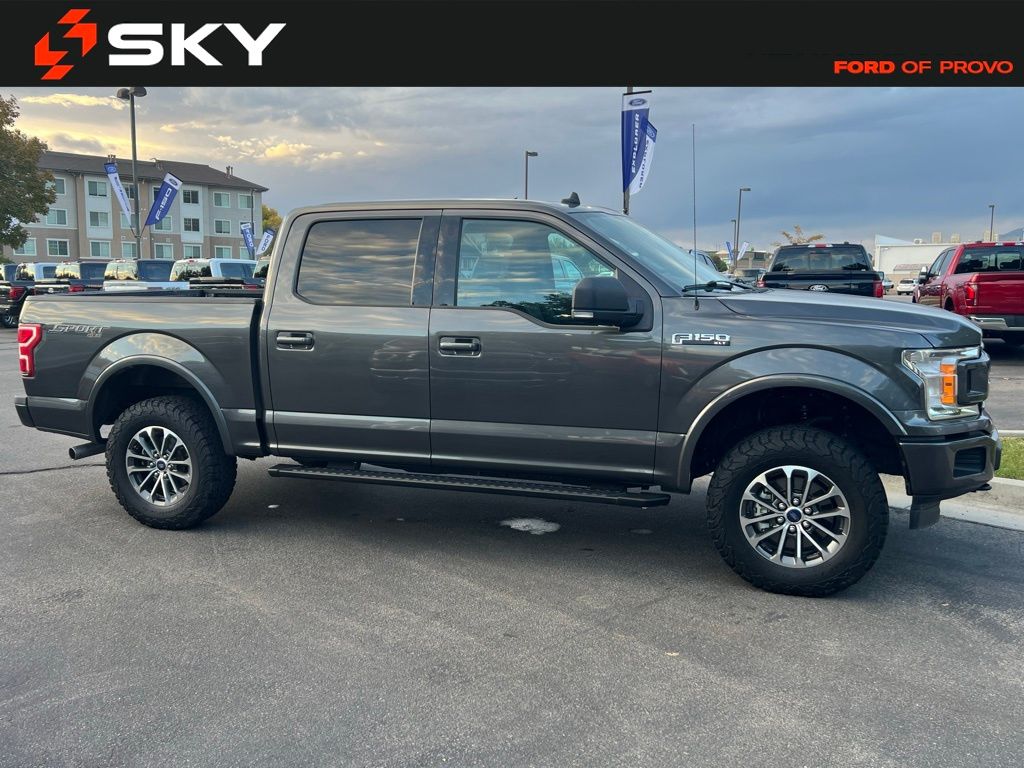 2020 Ford F-150 XLT photo 4