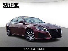 2023 Nissan Altima 2.5 SV Sedan 4dr Car