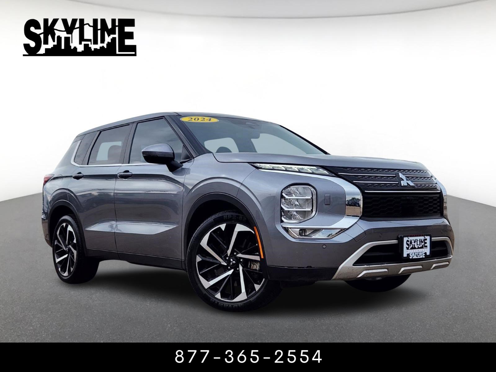 2024 Mitsubishi Outlander SE's photo