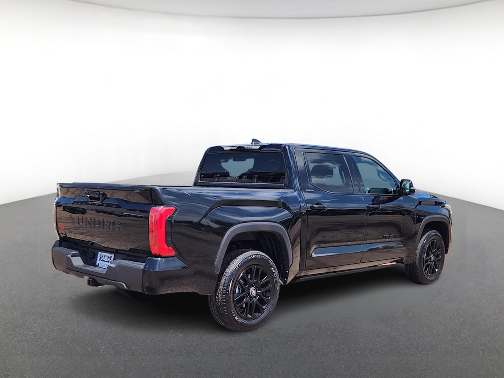 Used 2025 Toyota Tundra 4WD Limited CrewMax 5.5' Bed Crew Cab Pickup
