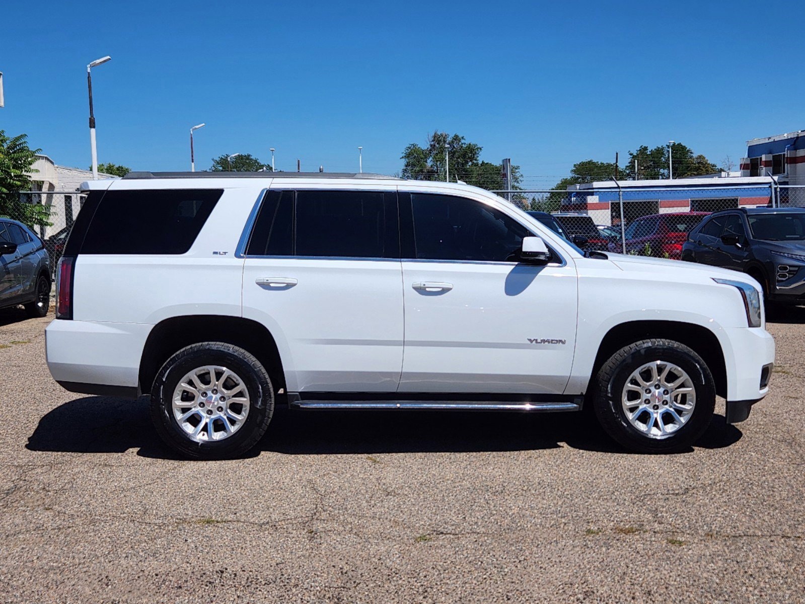 Used 2019 GMC Yukon SLT with VIN 1GKS2BKC8KR163732 for sale in Thornton, CO