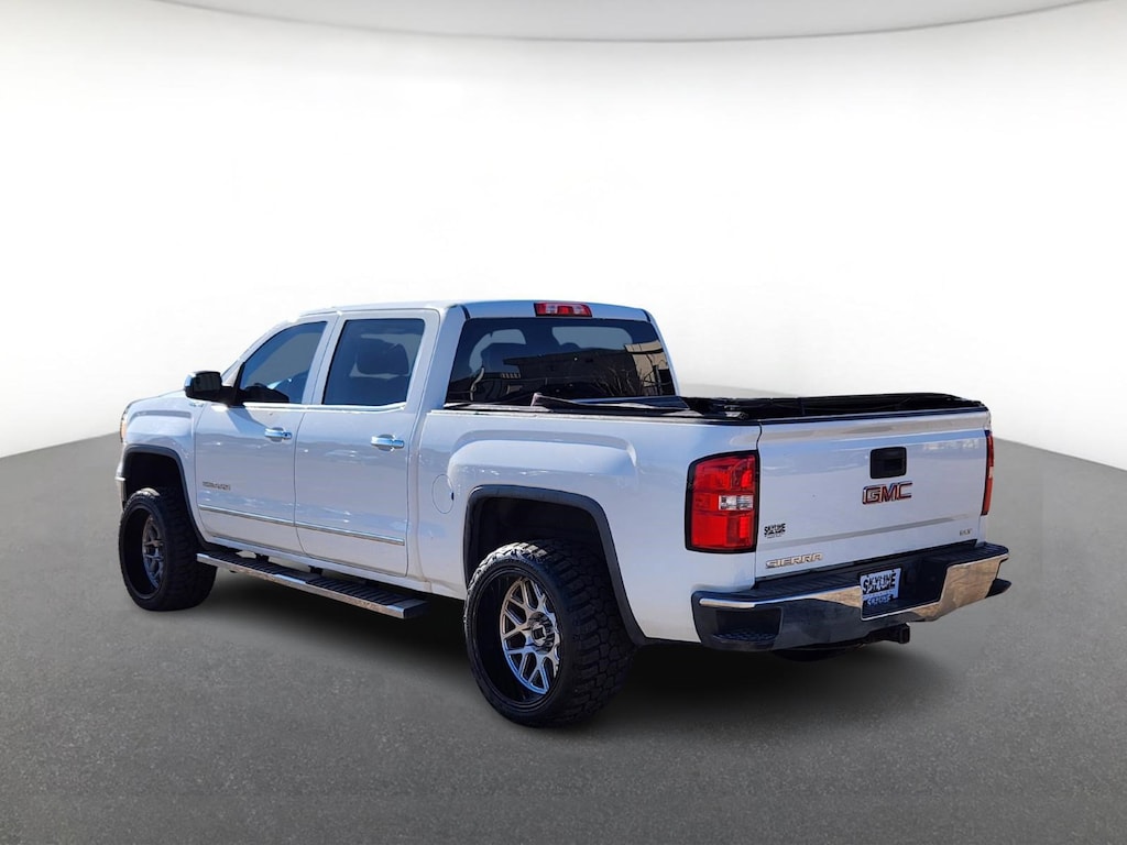 Used 2015 GMC Sierra 1500 4WD Crew Cab 143.5" SLT Crew Cab Pickup