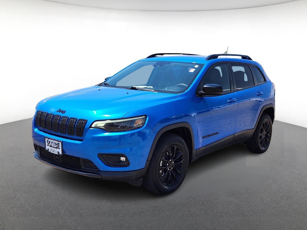 Used 2023 Jeep Cherokee Altitude Lux 4x4 SUV