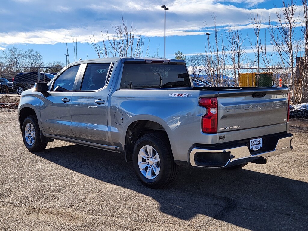 Used 2025 Chevrolet Silverado 1500 4WD Crew Cab 147" LT w/1LT Crew Cab Pickup