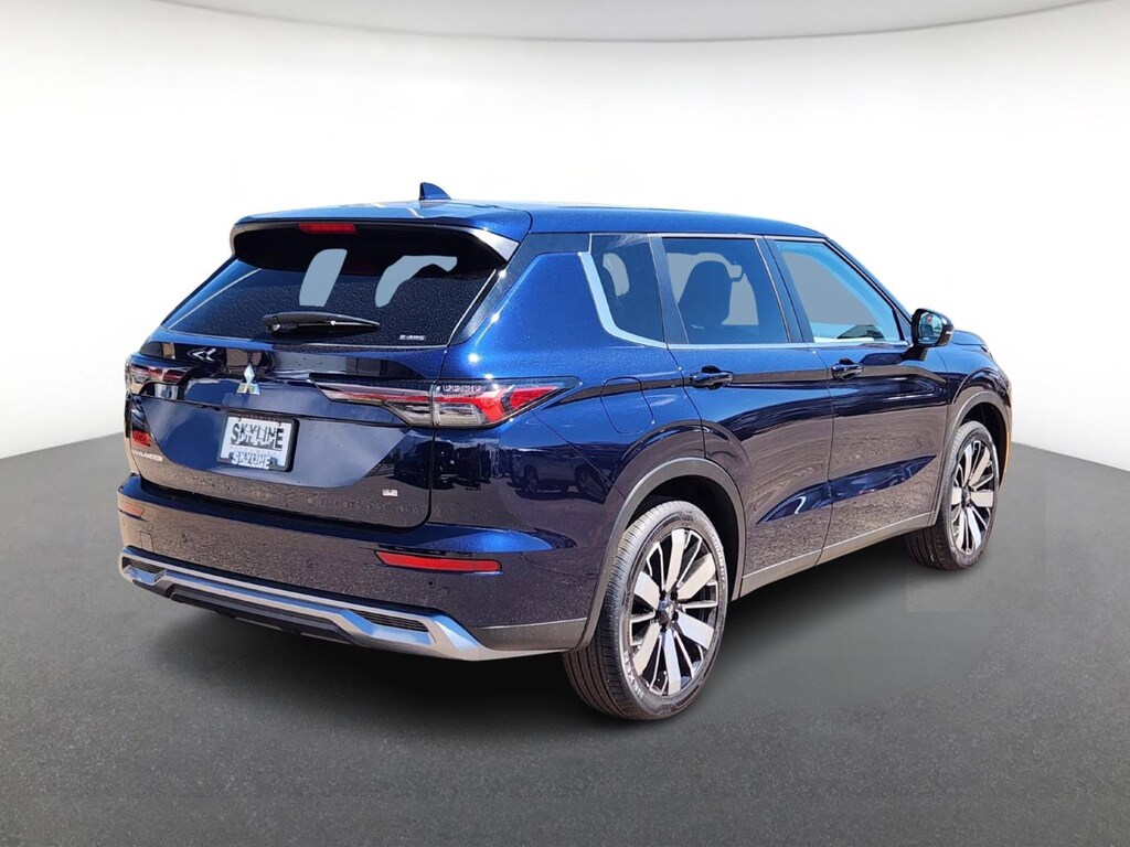 New 2025 Mitsubishi Outlander SE S-AWC SUV