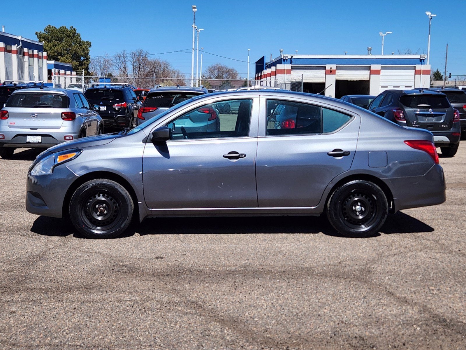 Used 2019 Nissan Versa Sedan S with VIN 3N1CN7AP1KL814220 for sale in Thornton, CO