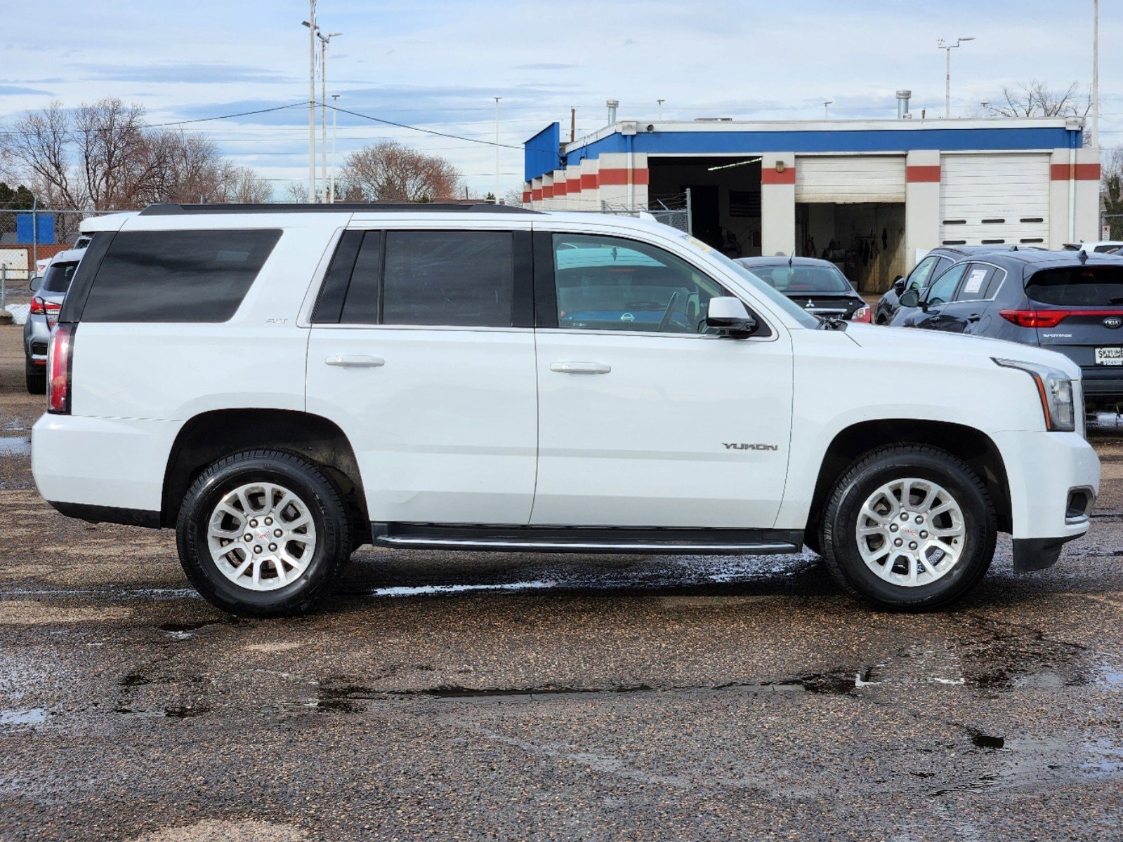 Used 2017 GMC Yukon SLT with VIN 1GKS2BKC0HR385822 for sale in Thornton, CO