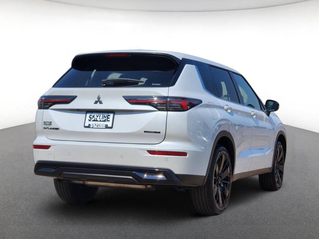 New 2026 Mitsubishi Outlander LE S-AWC SUV