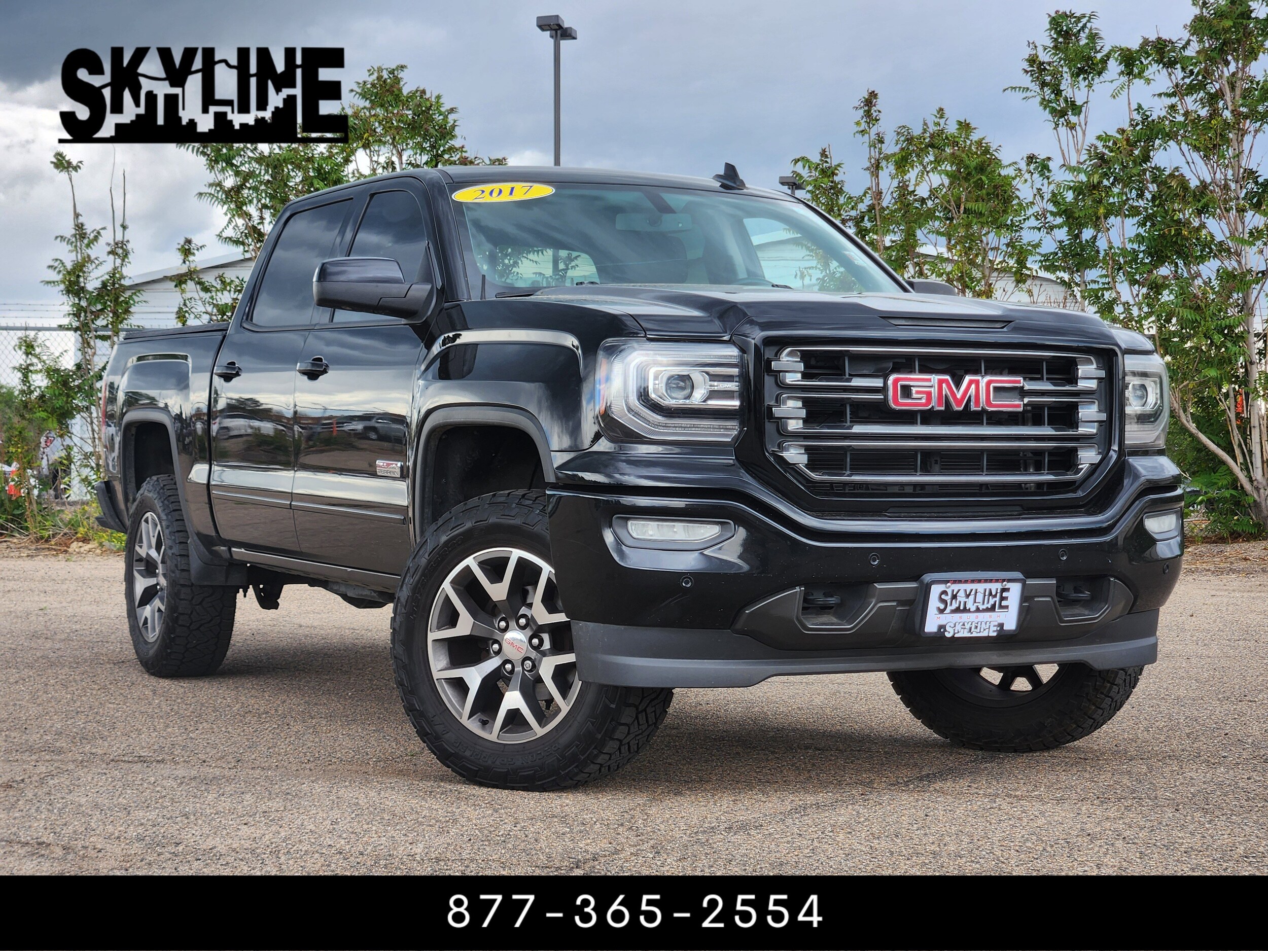 2017 GMC Sierra 4WD Crew Cab Short Box SLT's photo