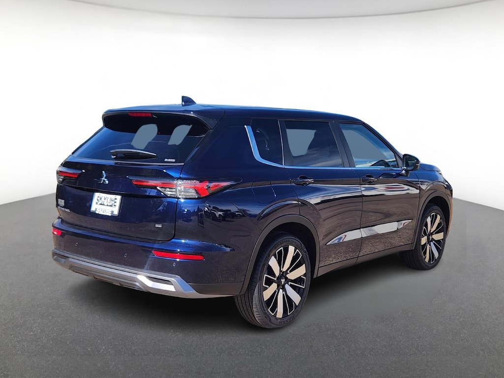 New 2025 Mitsubishi Outlander SE S-AWC SUV