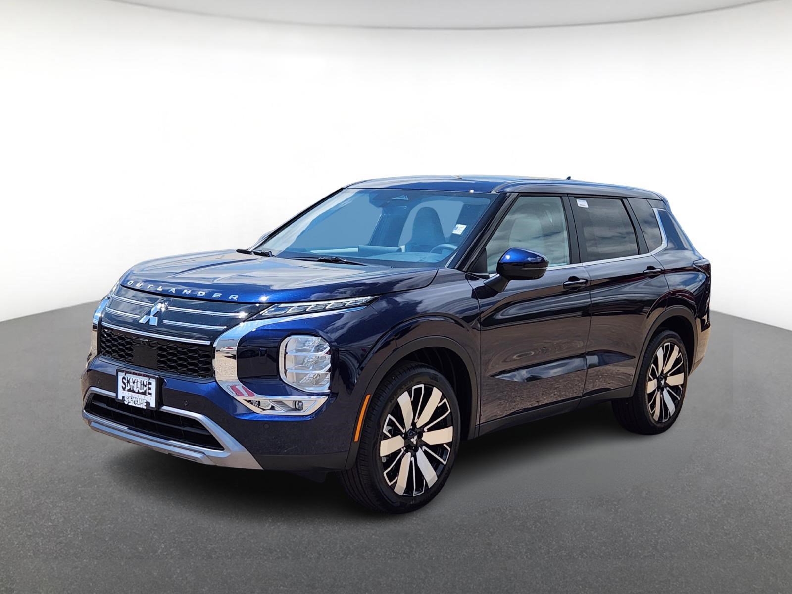 2025 Mitsubishi Outlander SE S-AWC photo 2
