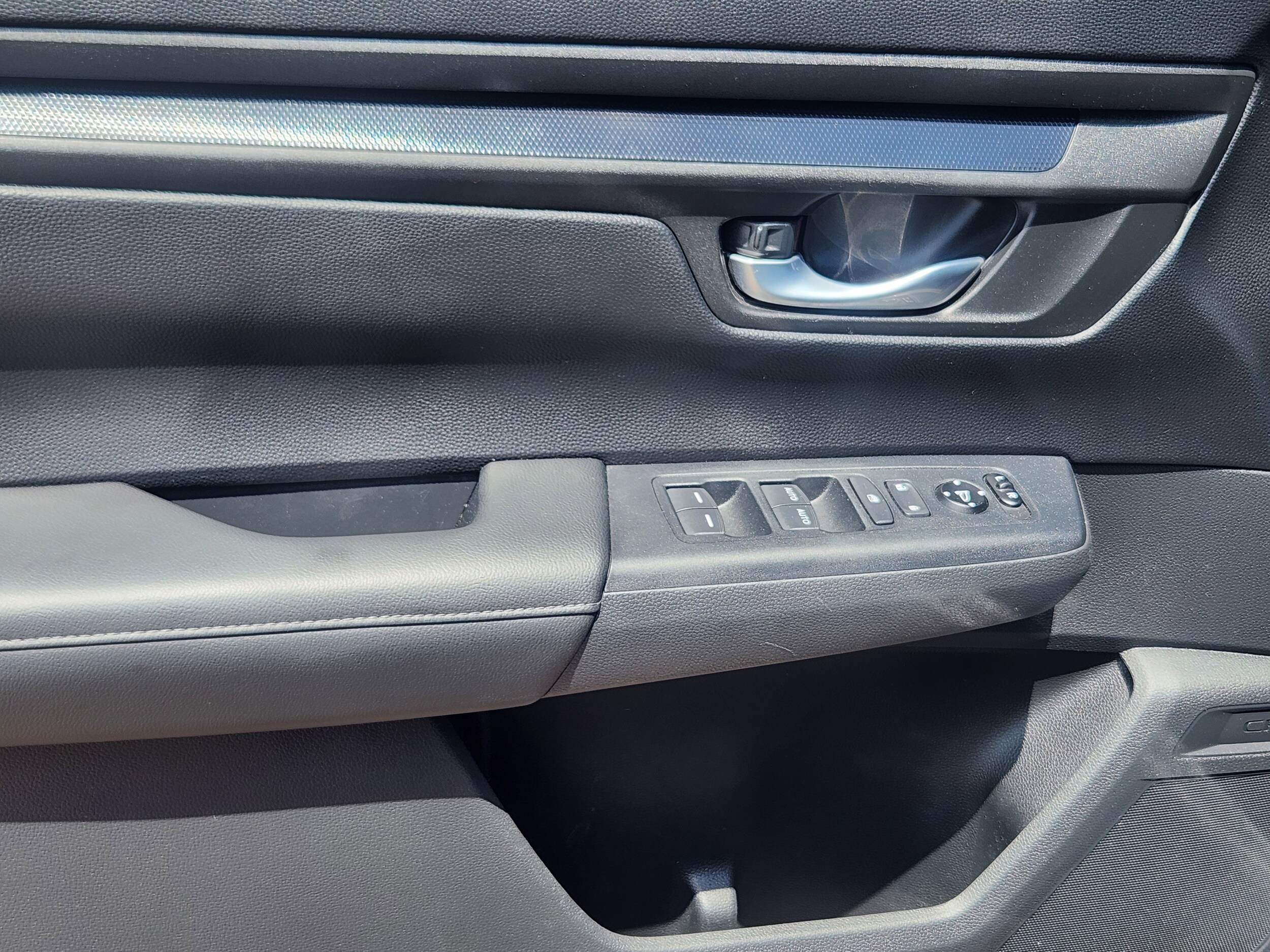 2025 Honda CR-V EX - Photo 19
