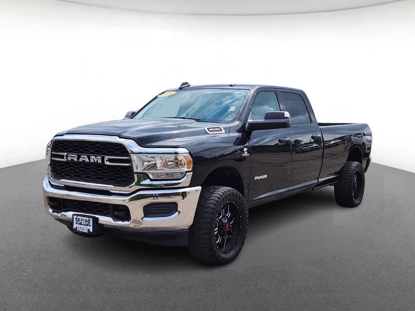 2019 Ram 3500 Tradesman photo 2