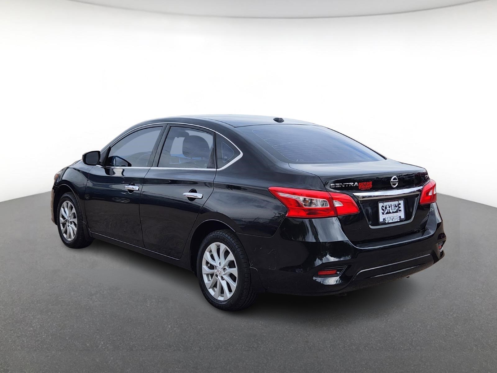 2019 Nissan Sentra SV photo 4