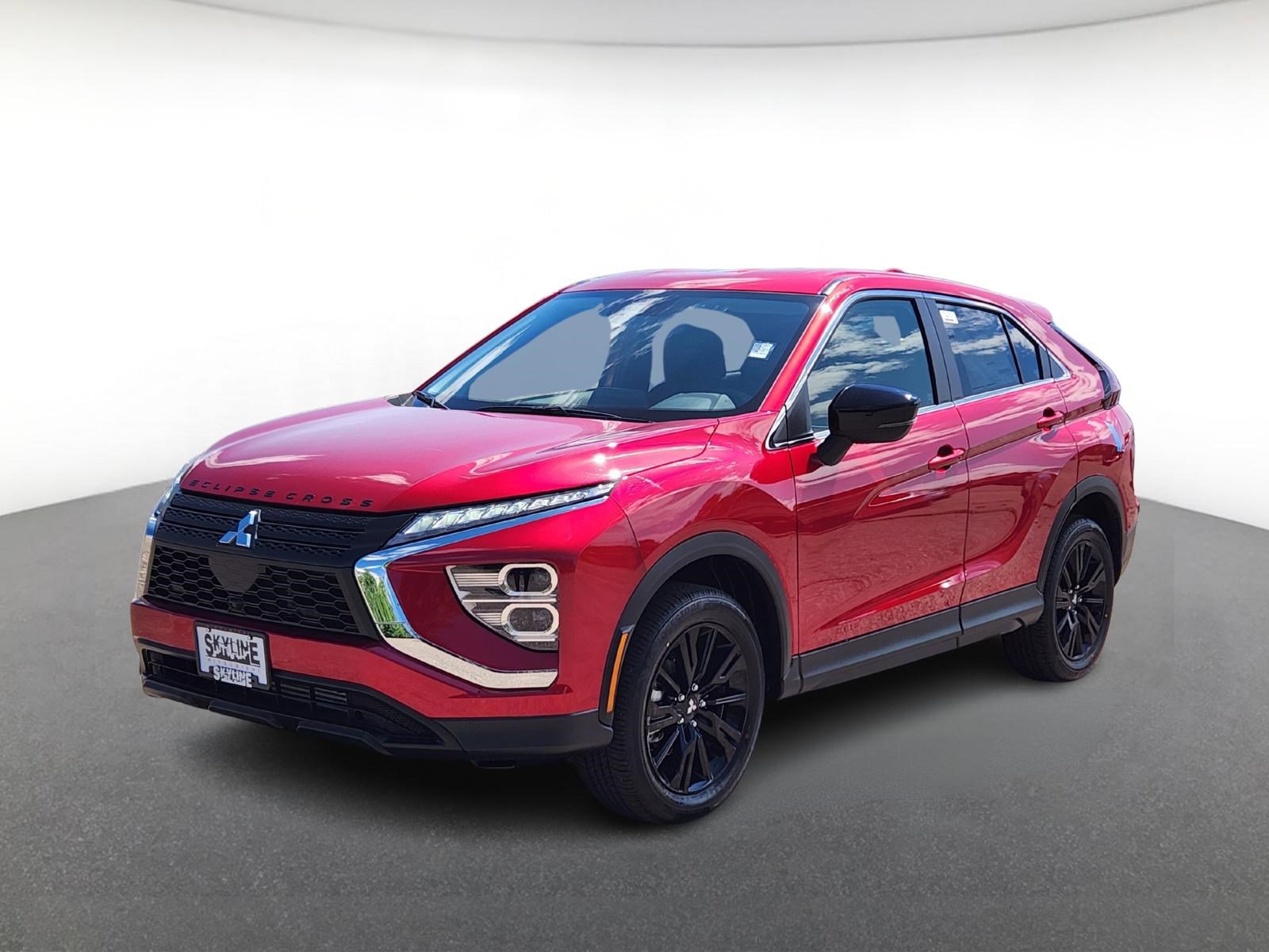 2025 Mitsubishi Eclipse Cross LE photo 2