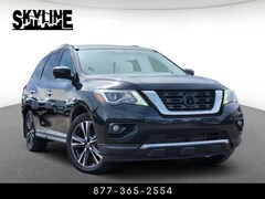 2017 Nissan Pathfinder 4x4 Platinum SUV