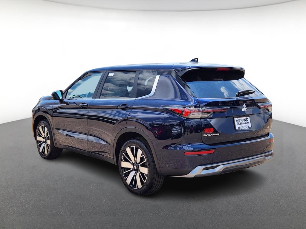 New 2025 Mitsubishi Outlander SE S-AWC SUV