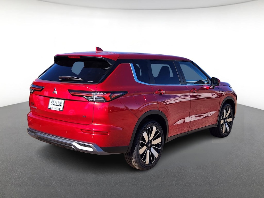 New 2025 Mitsubishi Outlander SE S-AWC SUV