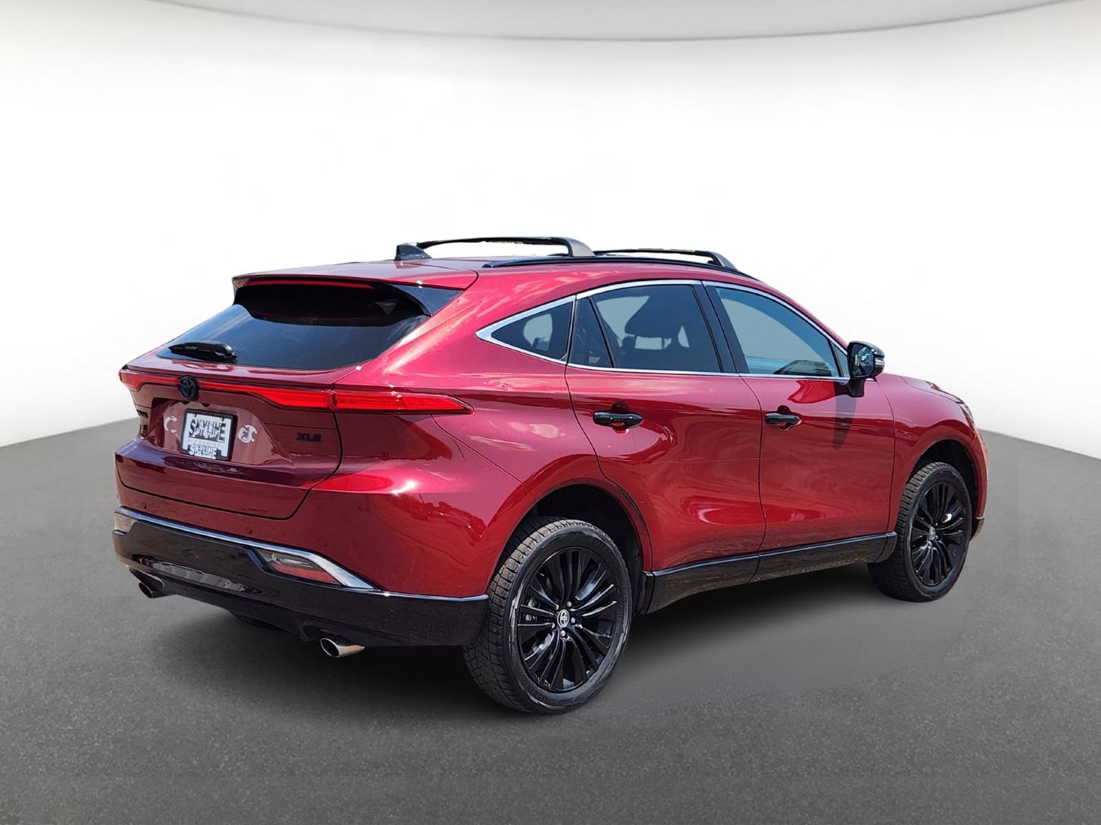 2023 Toyota Venza photo 3