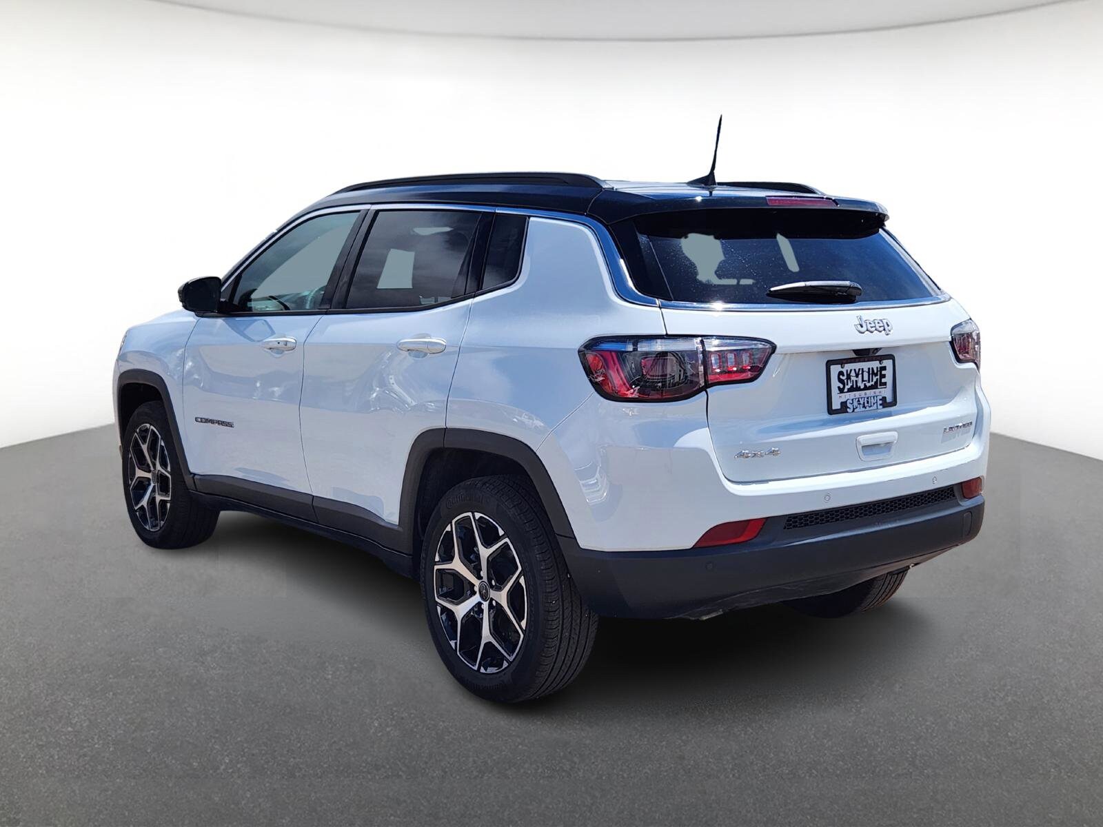 2025 Jeep Compass Limited photo 4