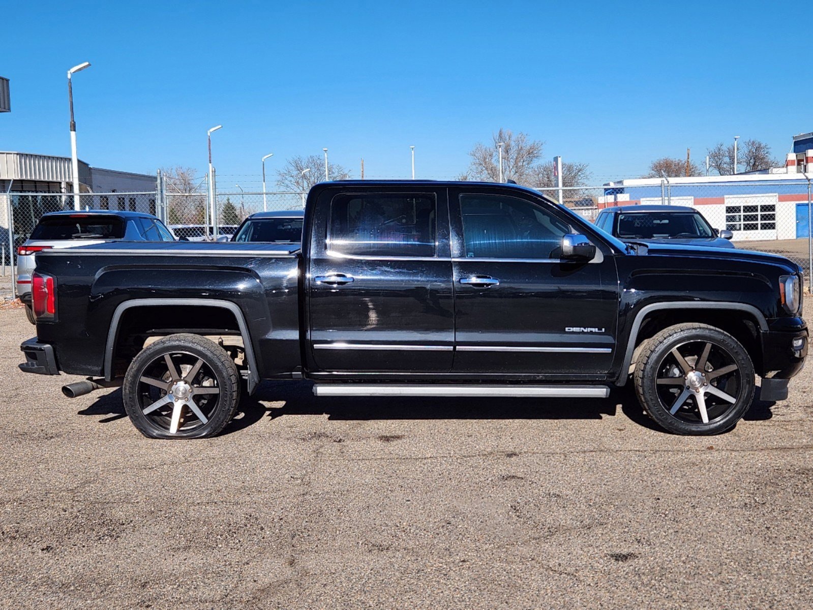 Used 2018 GMC Sierra 1500 Denali Denali with VIN 3GTU2PEJ2JG575820 for sale in Thornton, CO