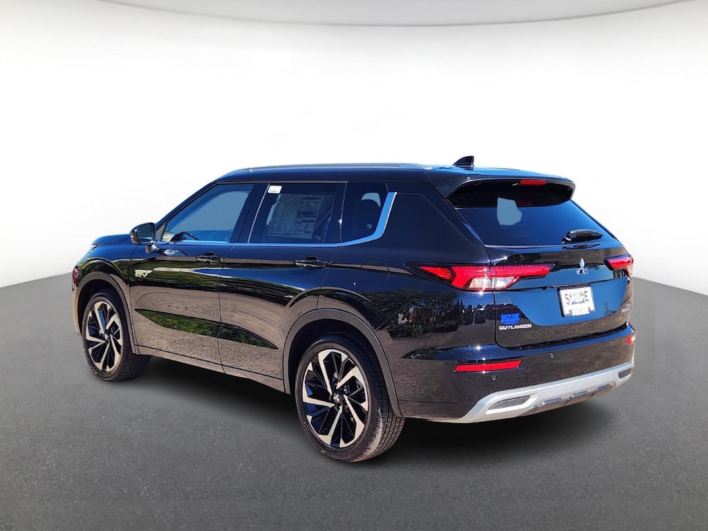 New 2025 Mitsubishi Outlander PHEV SEL S-AWC SUV