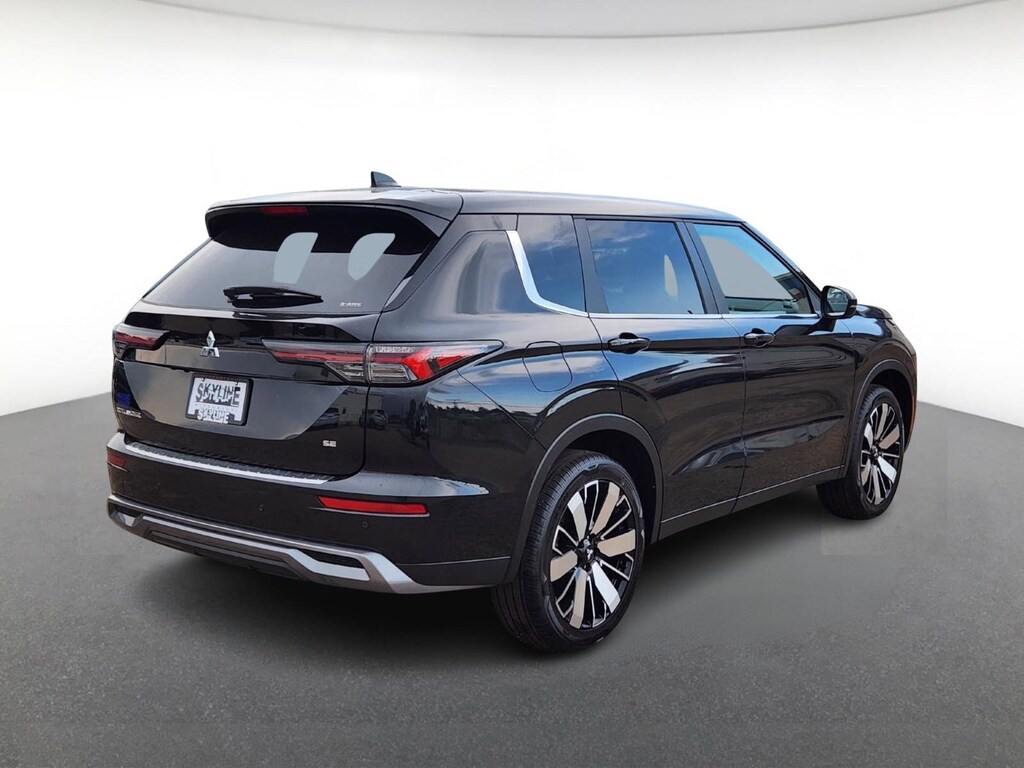 New 2025 Mitsubishi Outlander SE S-AWC SUV