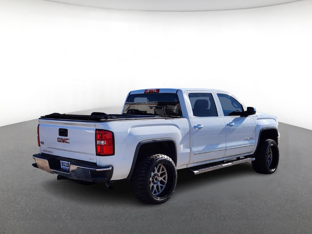 Used 2015 GMC Sierra 1500 4WD Crew Cab 143.5" SLT Crew Cab Pickup