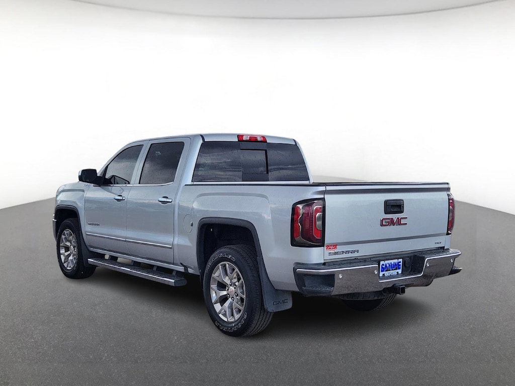 Used 2017 GMC Sierra 1500 4WD Crew Cab 143.5" SLT Crew Cab Pickup