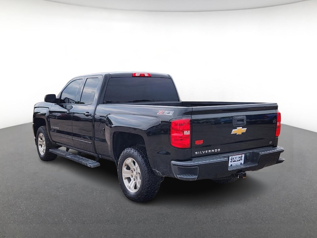 Used 2017 Chevrolet Silverado 1500 4WD Double Cab 143.5" LT w/2LT Extended Cab Pickup