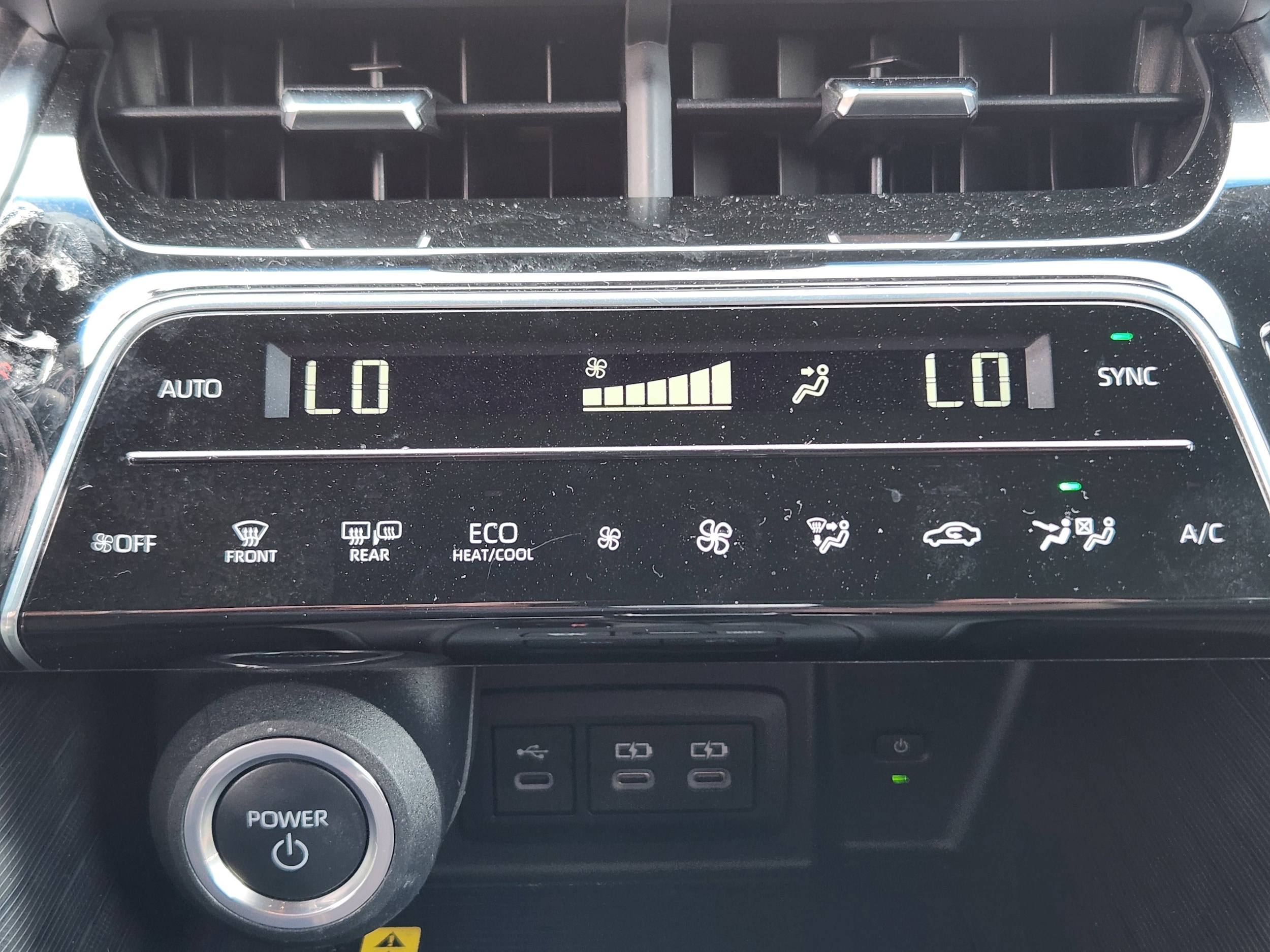 2023 Toyota Venza Nightshade - Photo 15
