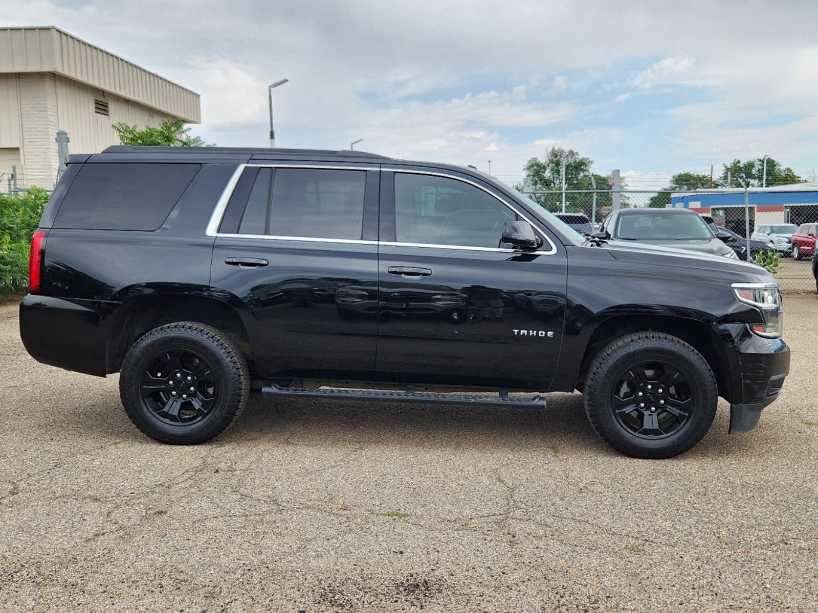 Used 2019 Chevrolet Tahoe LS with VIN 1GNSKAKC0KR257973 for sale in Thornton, CO