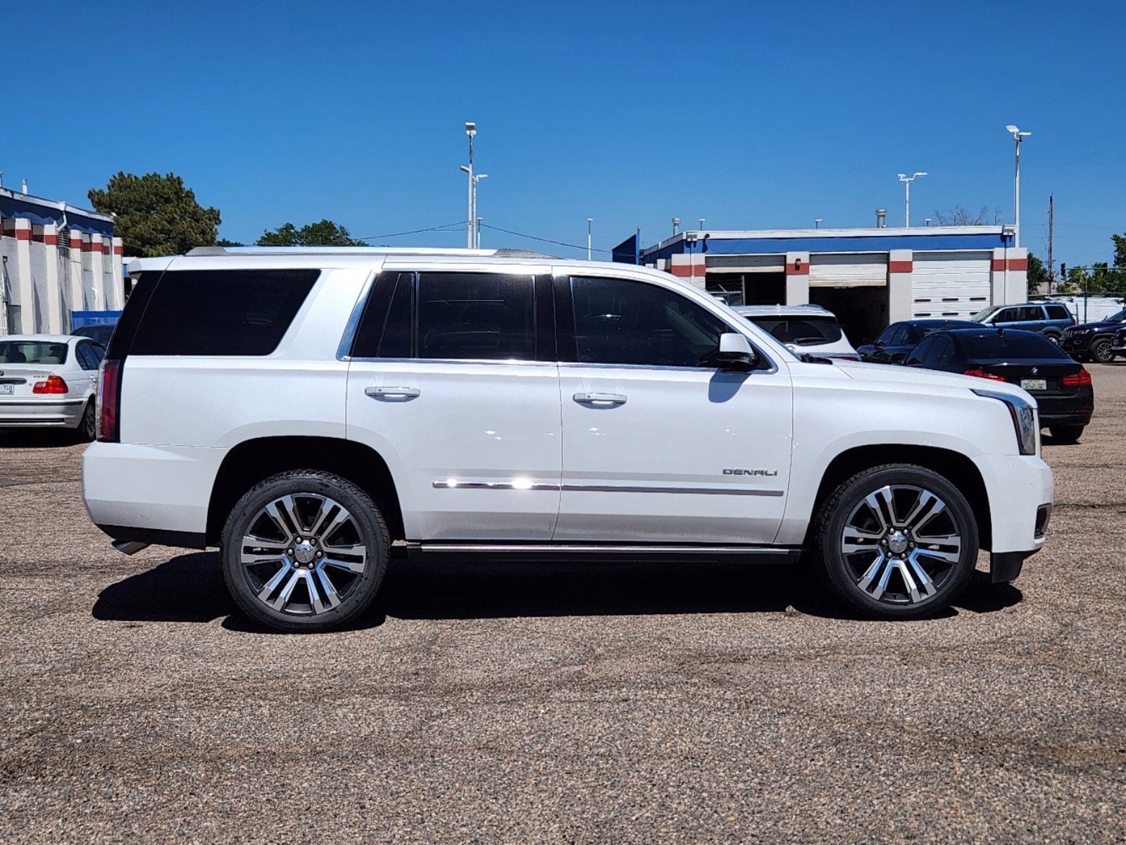 Used 2018 GMC Yukon Denali with VIN 1GKS2CKJ8JR307153 for sale in Thornton, CO