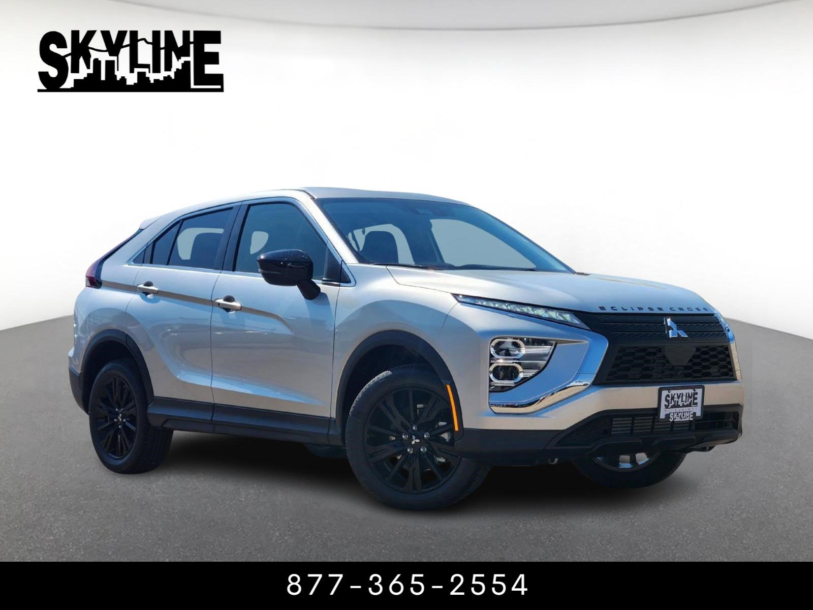 2025 Mitsubishi Eclipse Cross LE's photo