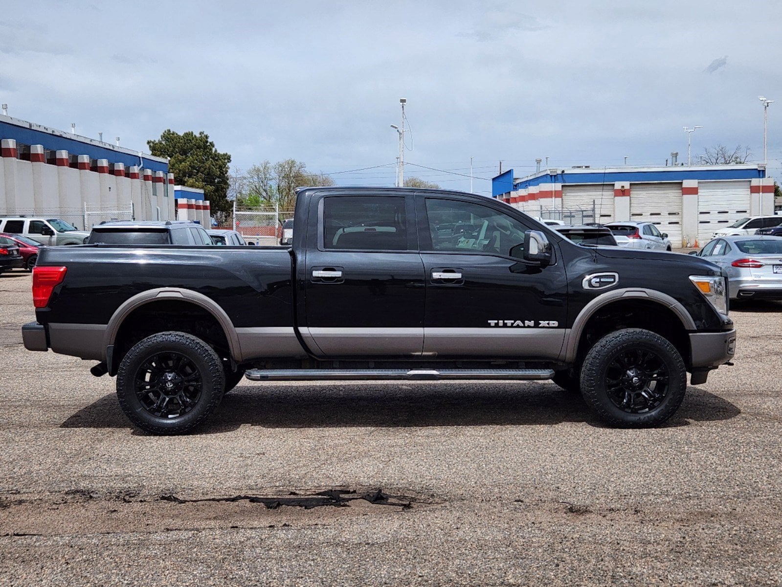 Used 2018 Nissan Titan XD Platinum Reserve with VIN 1N6BA1F4XJN531777 for sale in Thornton, CO