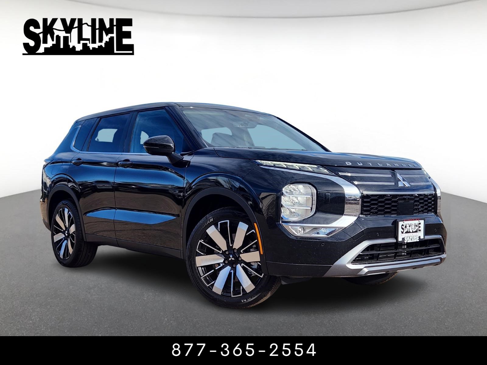 2025 Mitsubishi Outlander SE's photo