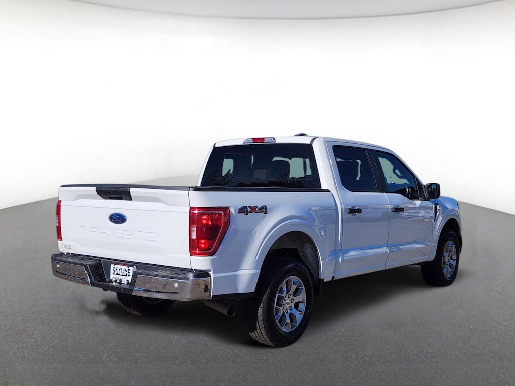 Used 2023 Ford F-150 XLT 4WD SuperCrew 5.5' Box Crew Cab Pickup