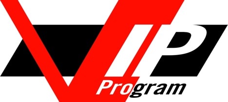 700 × 315