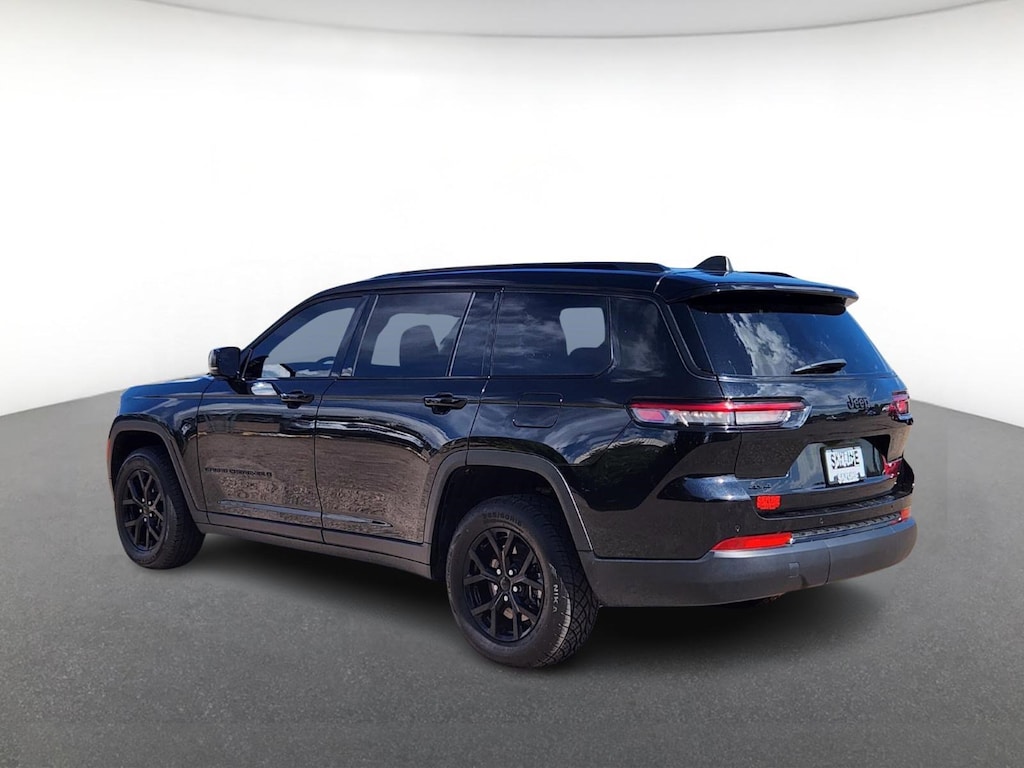 Used 2024 Jeep Grand Cherokee L Altitude 4x4 SUV