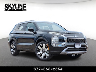 2025 Mitsubishi Outlander Platinum Edition S-AWC SUV