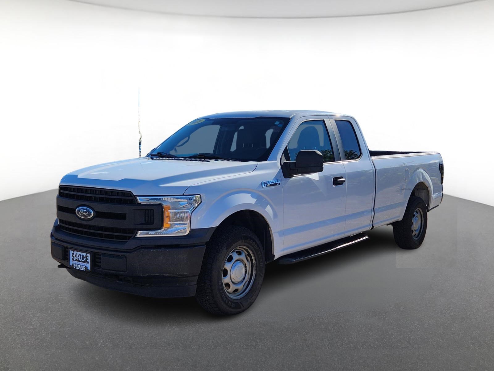2018 Ford F-150 XL photo 2