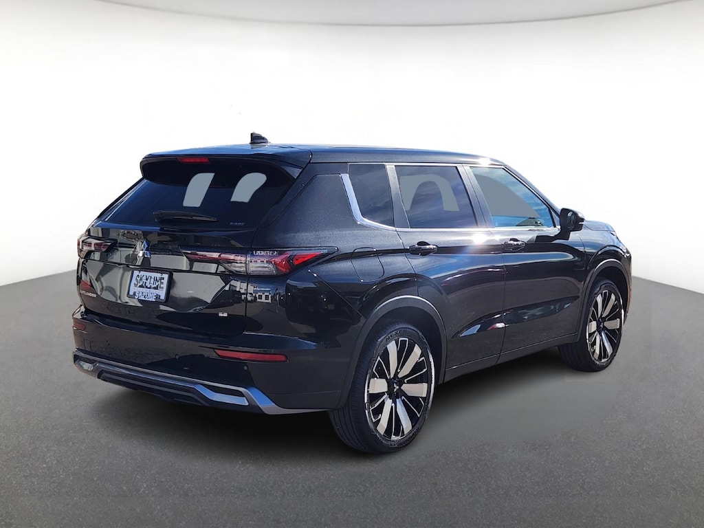 New 2025 Mitsubishi Outlander SE S-AWC SUV