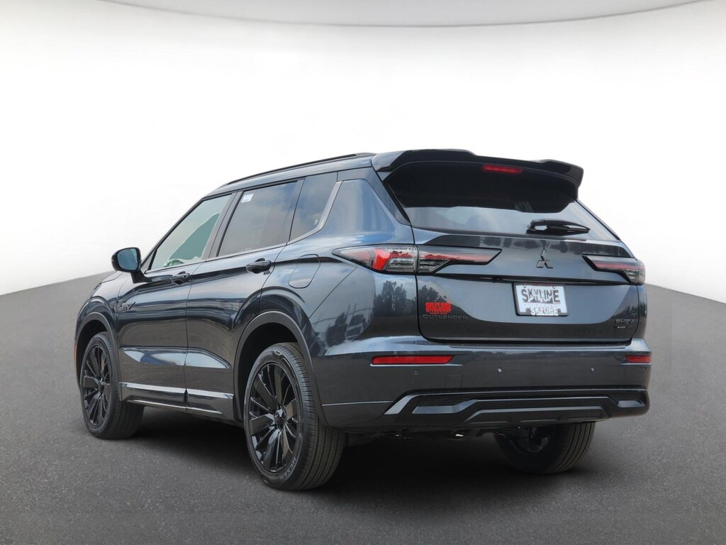 New 2026 Mitsubishi Outlander Plug-In Hybrid Black Edition S-AWC SUV