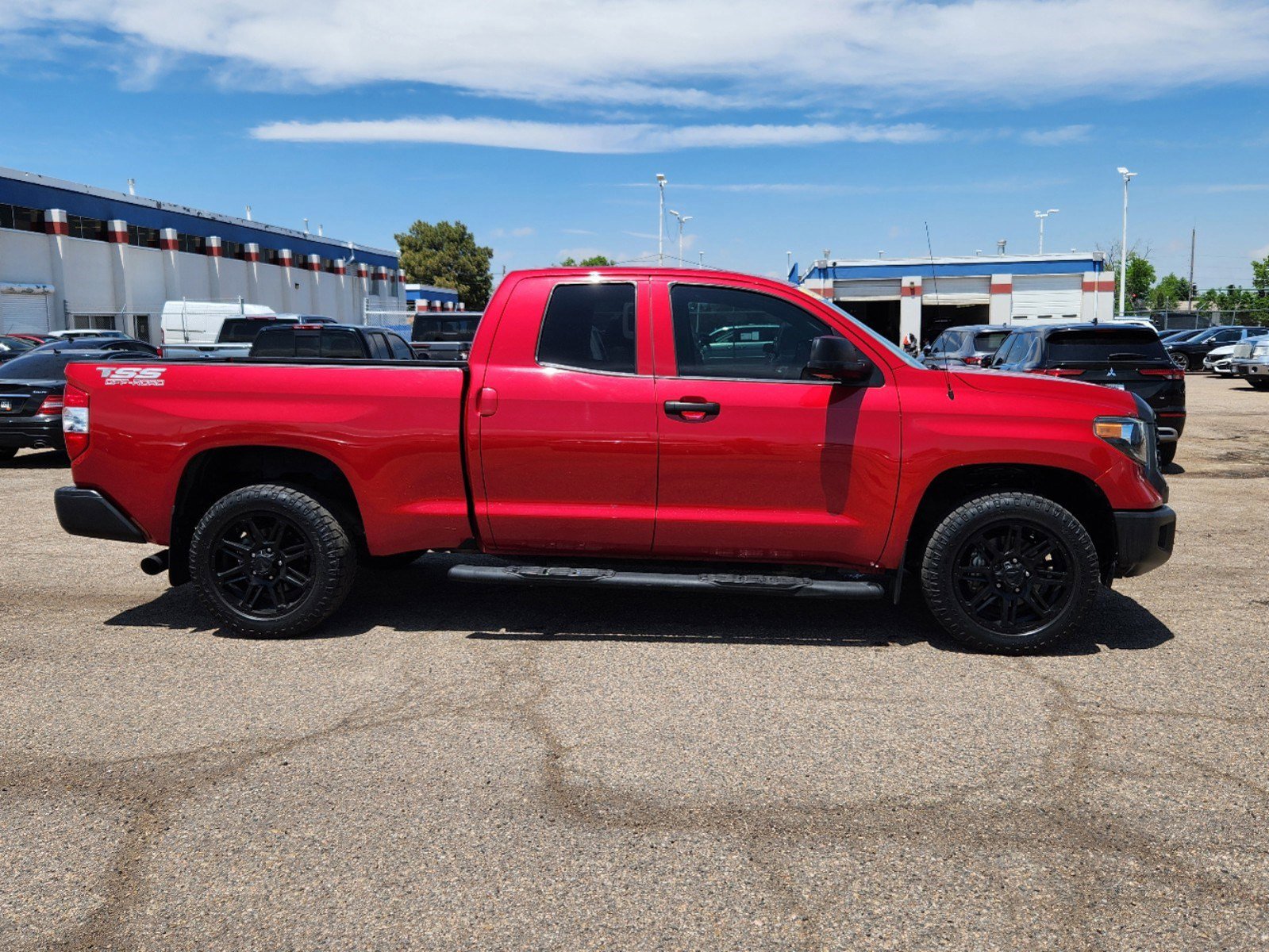 Used 2019 Toyota Tundra SR with VIN 5TFRM5F18KX144611 for sale in Thornton, CO